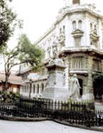 Photo – Esquna De Obispo Y Monserrate (El Floridita) 8 1/2 X 11