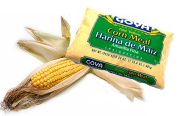 Goya harina de maiz. Gruesa 24 oz